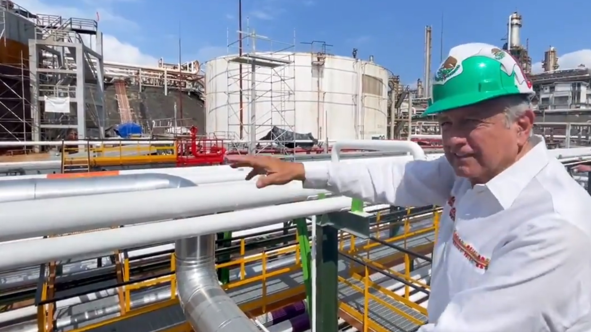 Subraya AMLO inversión de 32 mmdp en rehabilitación de refinerías; anuncia inauguración de Dos Bocas