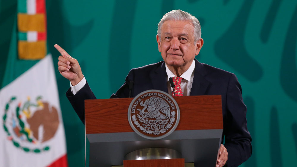 AMLO asegura que es una “buena propuesta ” eliminar artículo 33 constitucional