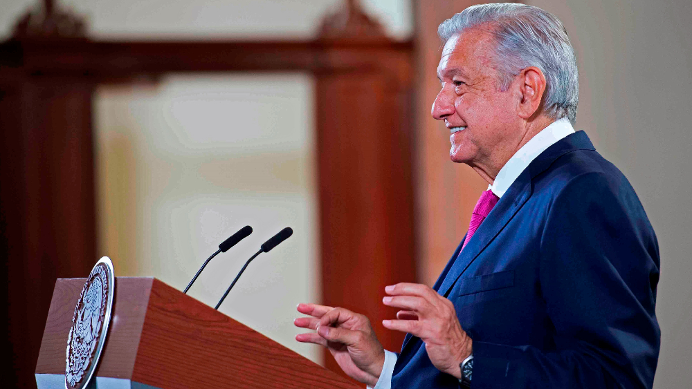 “Es un tema polémico”: AMLO deja en manos de SCJN despenalización del aborto