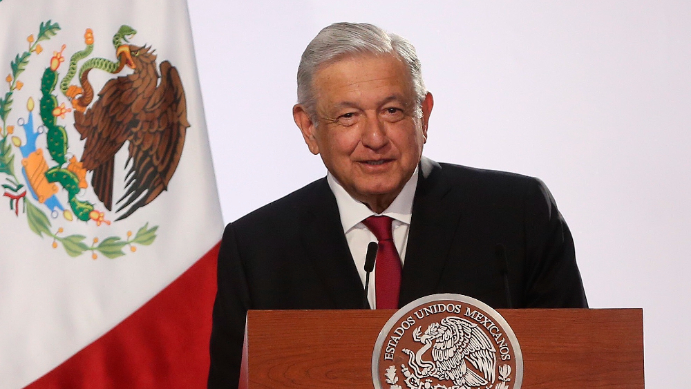 “Podría dejar ahora mismo la Presidencia sin sentirme mal con mi conciencia”, dice AMLO tras Tercer Informe de Gobierno “Podría dejar ahora mismo la Presidencia sin sentirme mal con mi conciencia”, dice AMLO tras Tercer Informe de Gobierno