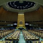 Presidente de Irán llama “terroristas” a EE.UU. en la ONU; representante abandona la Asamblea General