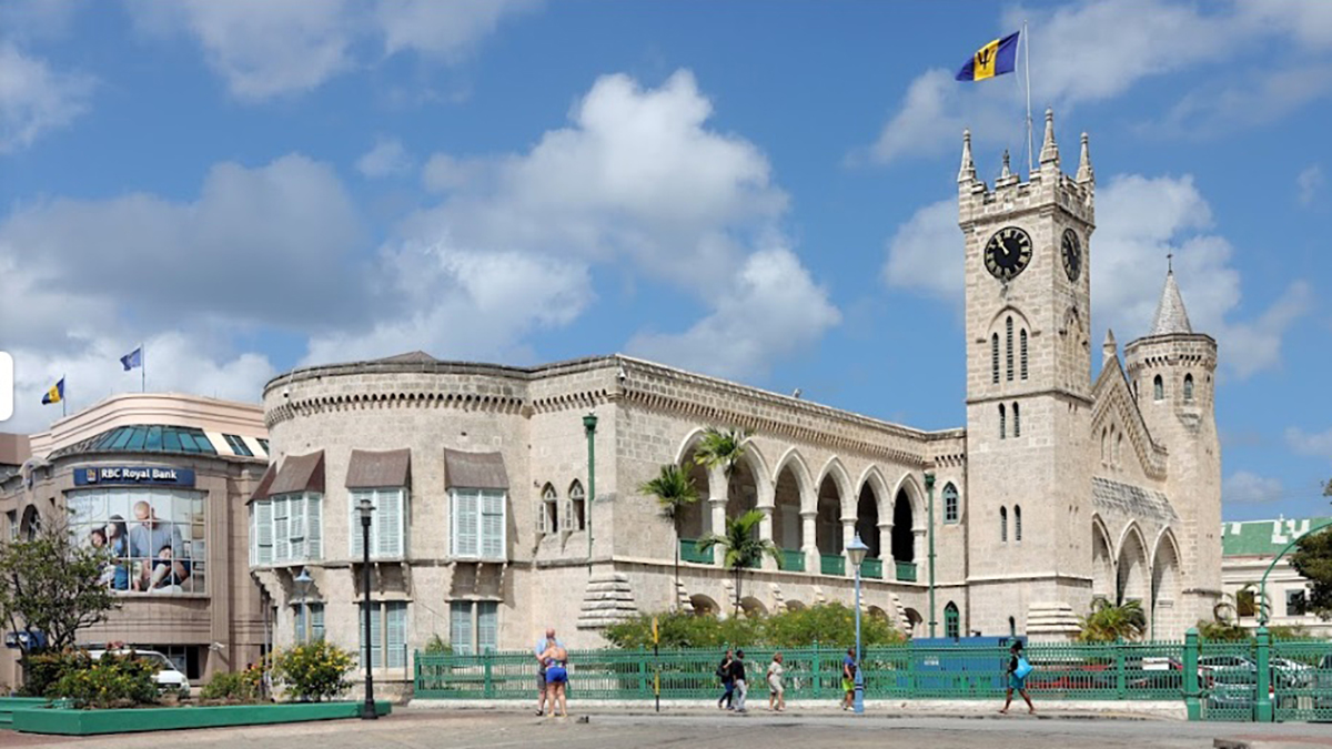 Parlamento de Barbados aprueba ruptura con la Corona británica