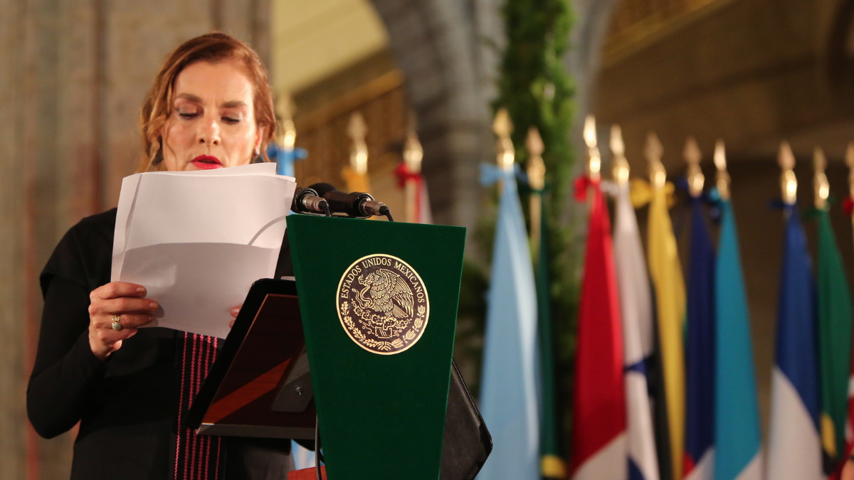 Revela AMLO discurso de Gutiérrez Müller en cena previa a la Celac