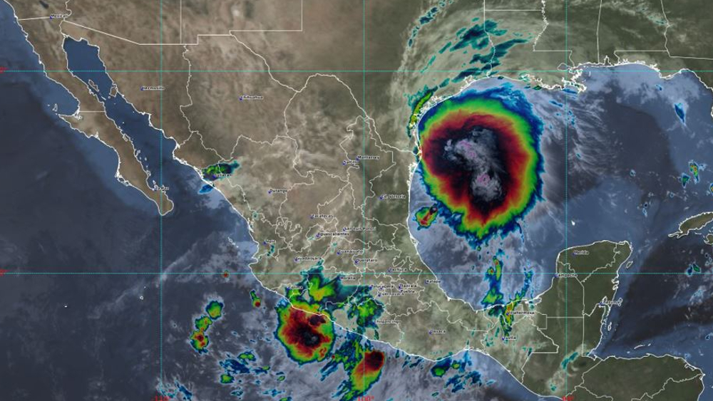 Tormenta tropical Nicholas está muy cercana a costa norte de Tamaulipas