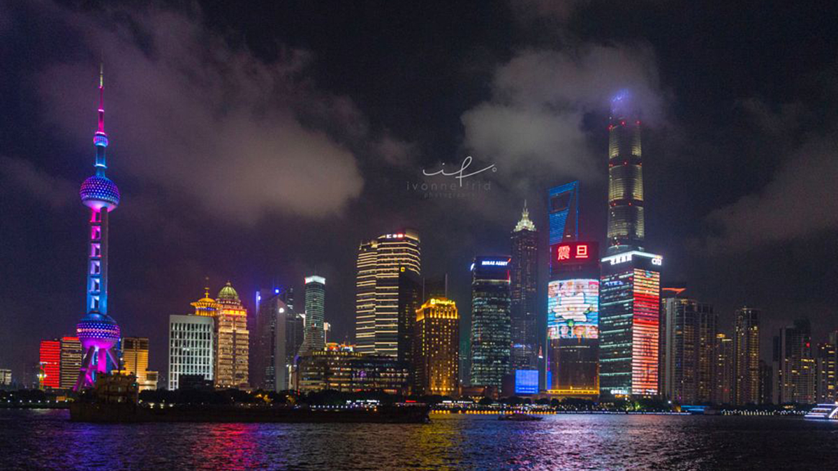 Adrenalina al máximo en el mirador más alto del mundo, por Ivonne Frid Adrenalina al máximo en el mirador más alto del mundo, por Ivonne Frid