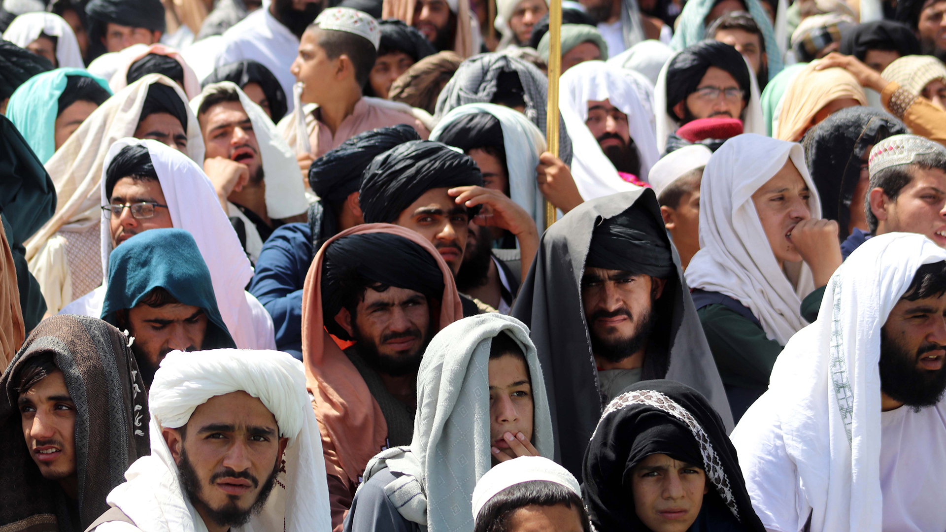 Talibanes enfrentan nuevos desafíos tras la salida de Estados Unidos - ciudadanos-afganos