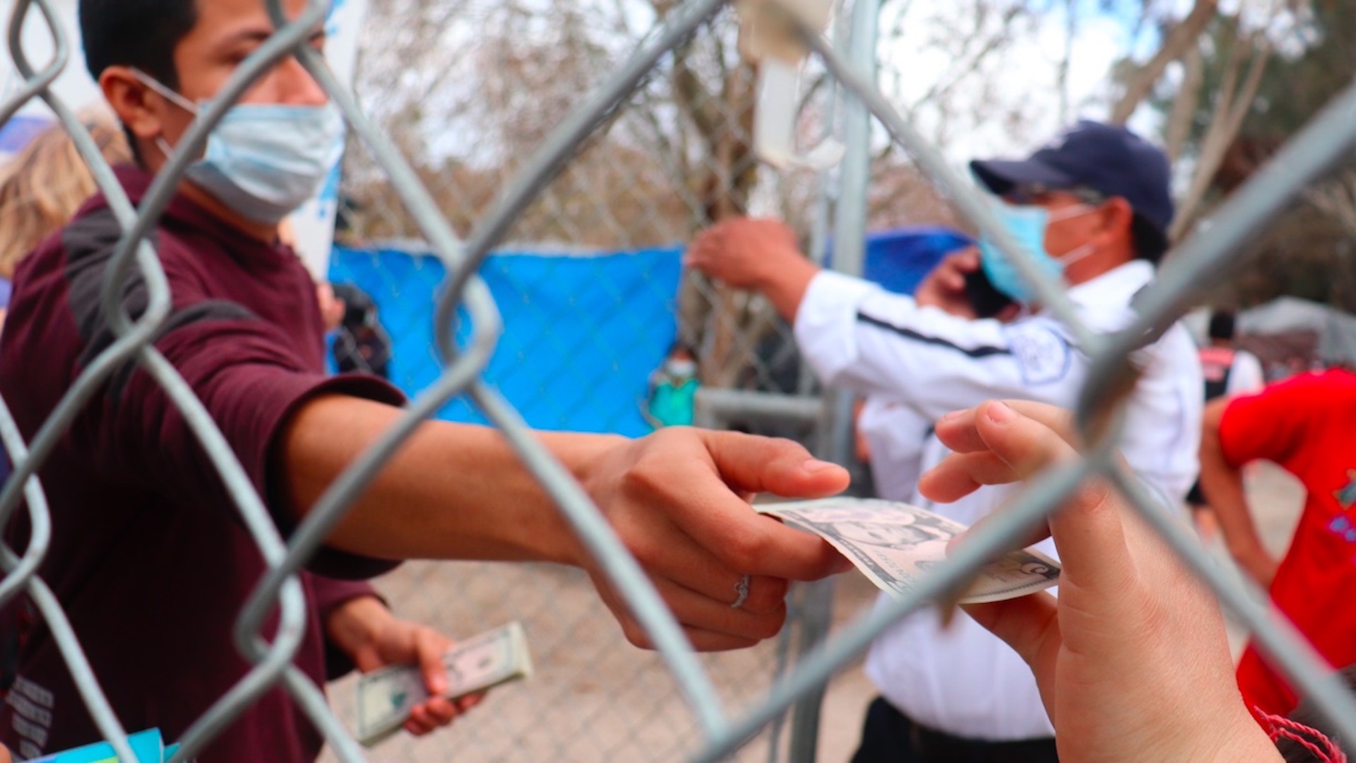 Demócratas proponen regularizar a 8 millones de indocumentados Demócratas proponen regularizar a 8 millones de indocumentados