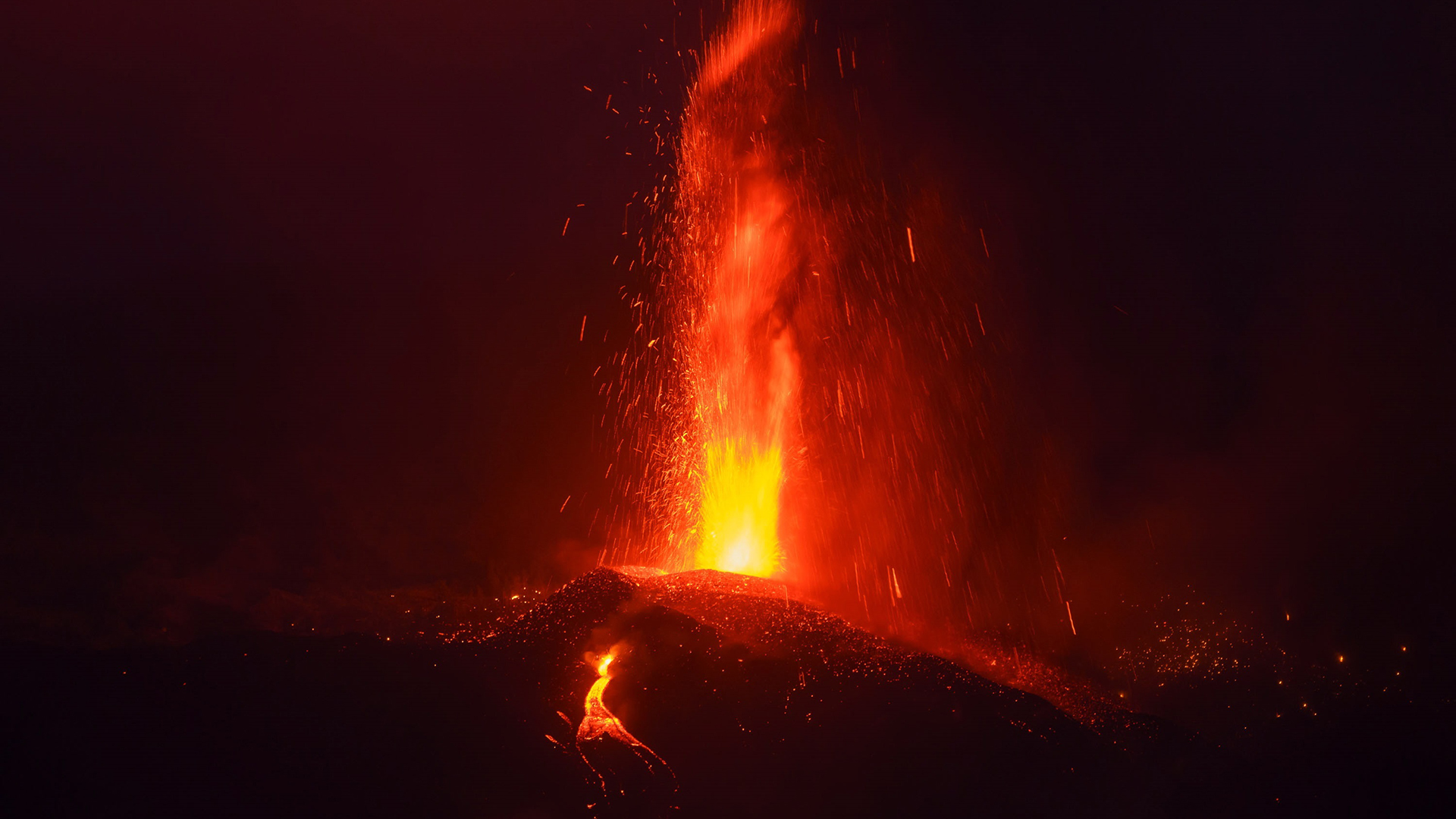 Erupción del volcán Cumbre Vieja se prolongaría hasta noviembre