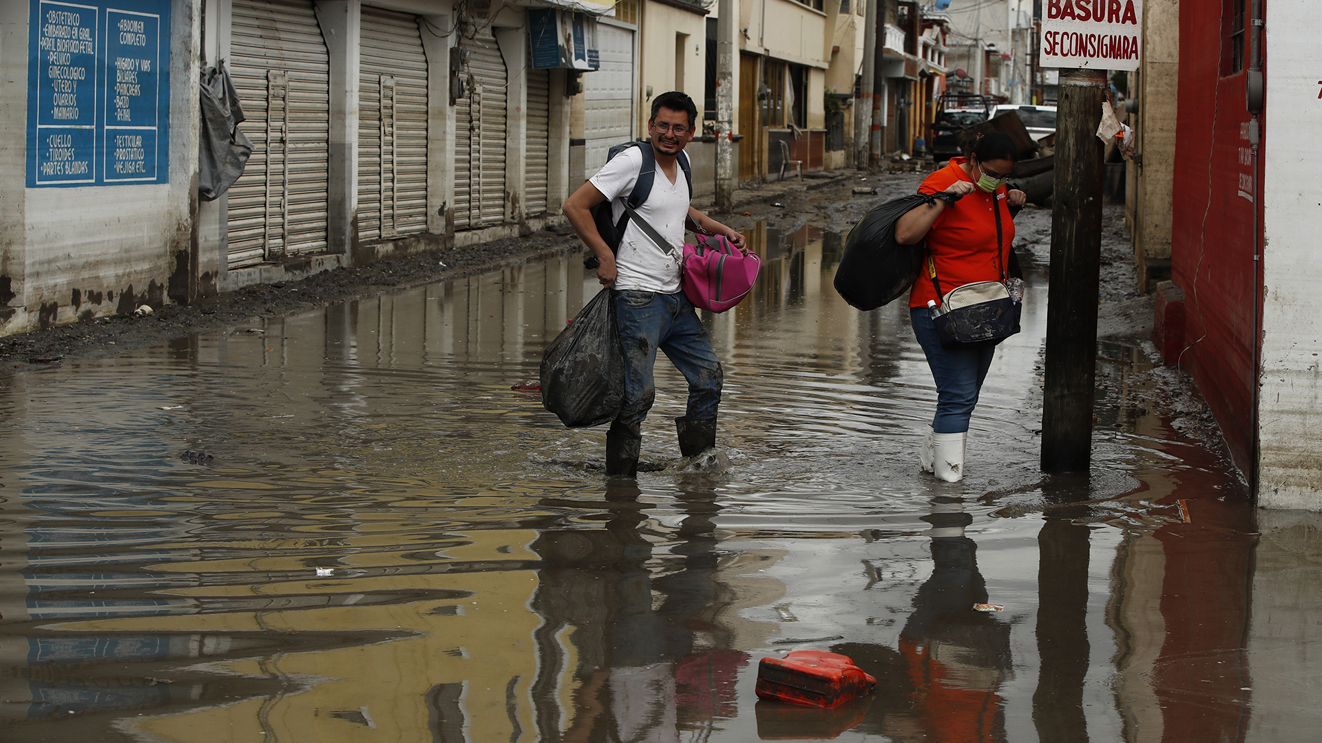 Prevén en Hidalgo aumento de casos de COVID-19 tras inundaciones