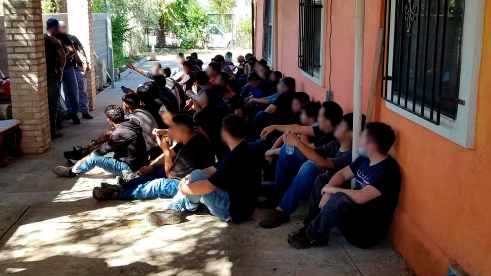 Texas destina más fondos a millonaria operación contra la migración irregular Texas destina más fondos a millonaria operación contra la migración irregular