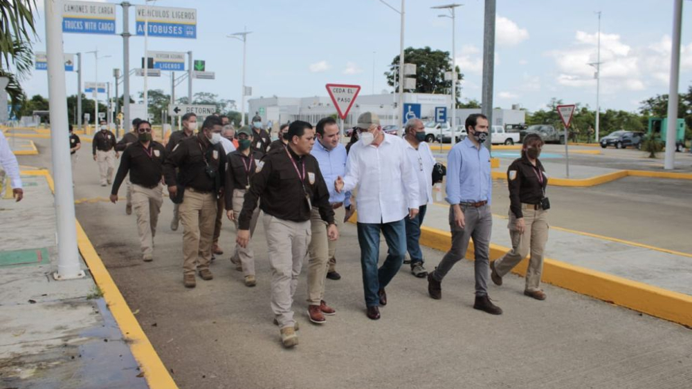 Reconoce Ken Salazar labor de autoridades migratorias en Tabasco
