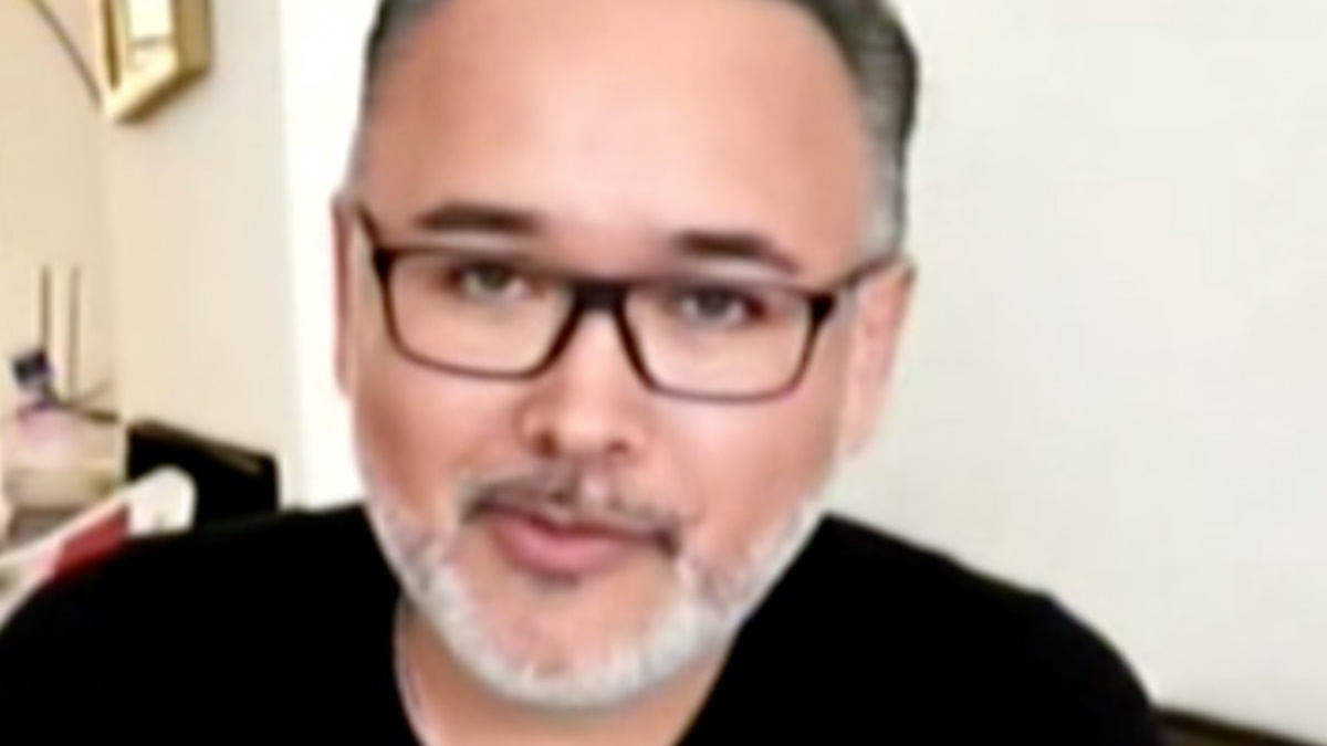 Javier Camarena presenta en México el tour: Tiempo de cantar