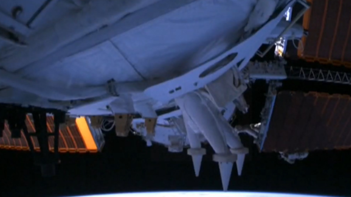 La Tianzhou-3 se acopla a la estación espacial china para aprovisionarla