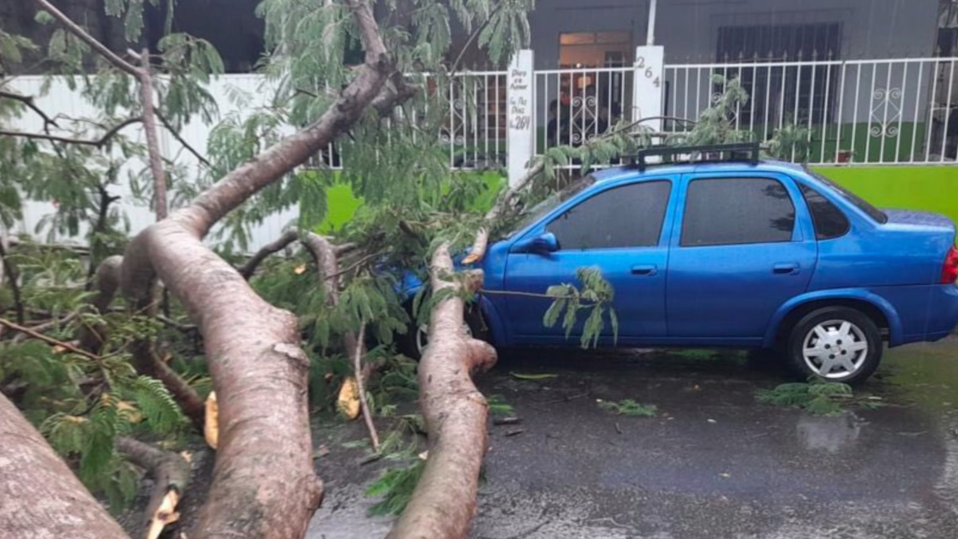 Onda tropical podría convertirse en tormenta; provoca lluvias en Yucatán