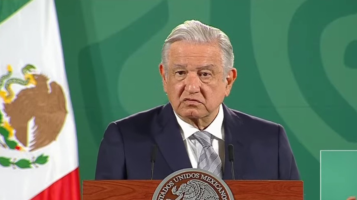 Critica AMLO pago de ‘lujos’ a científicos en sexenio anterior; “era una especie de chantaje”, acusa Critica AMLO pago de ‘lujos’ a científicos en sexenio anterior; “era una especie de chantaje”, acusa