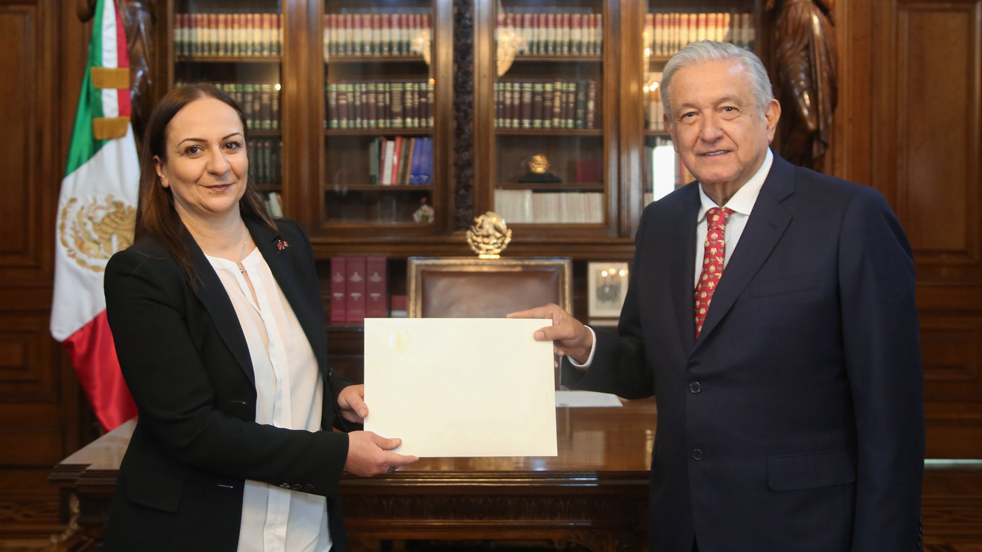 Recibe López Obrador cartas credenciales de diez embajadores