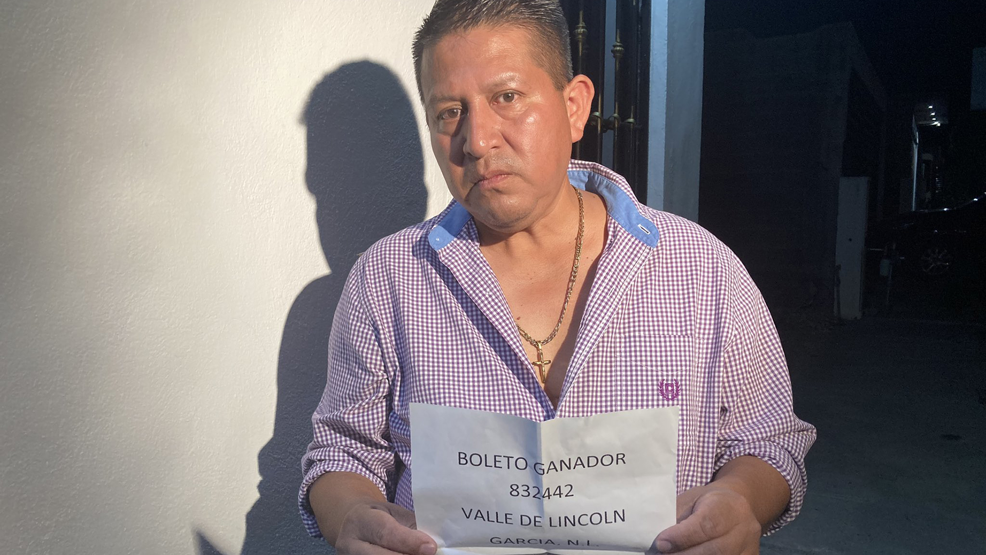 Ganador donará palco en el Estadio Azteca porque no le gusta el futbol - luis-antonio-ganador-del-palco-en-el-estadio-azteca