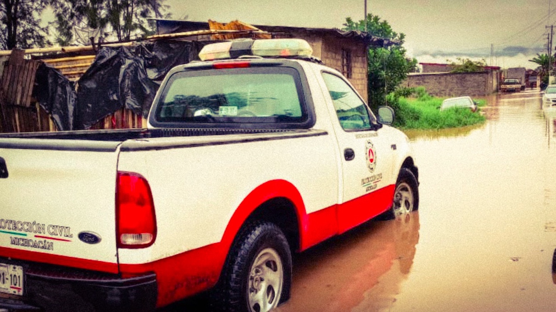 Activan Plan DN-III-E tras afectaciones por lluvias en Lázaro Cárdenas, Michoacán