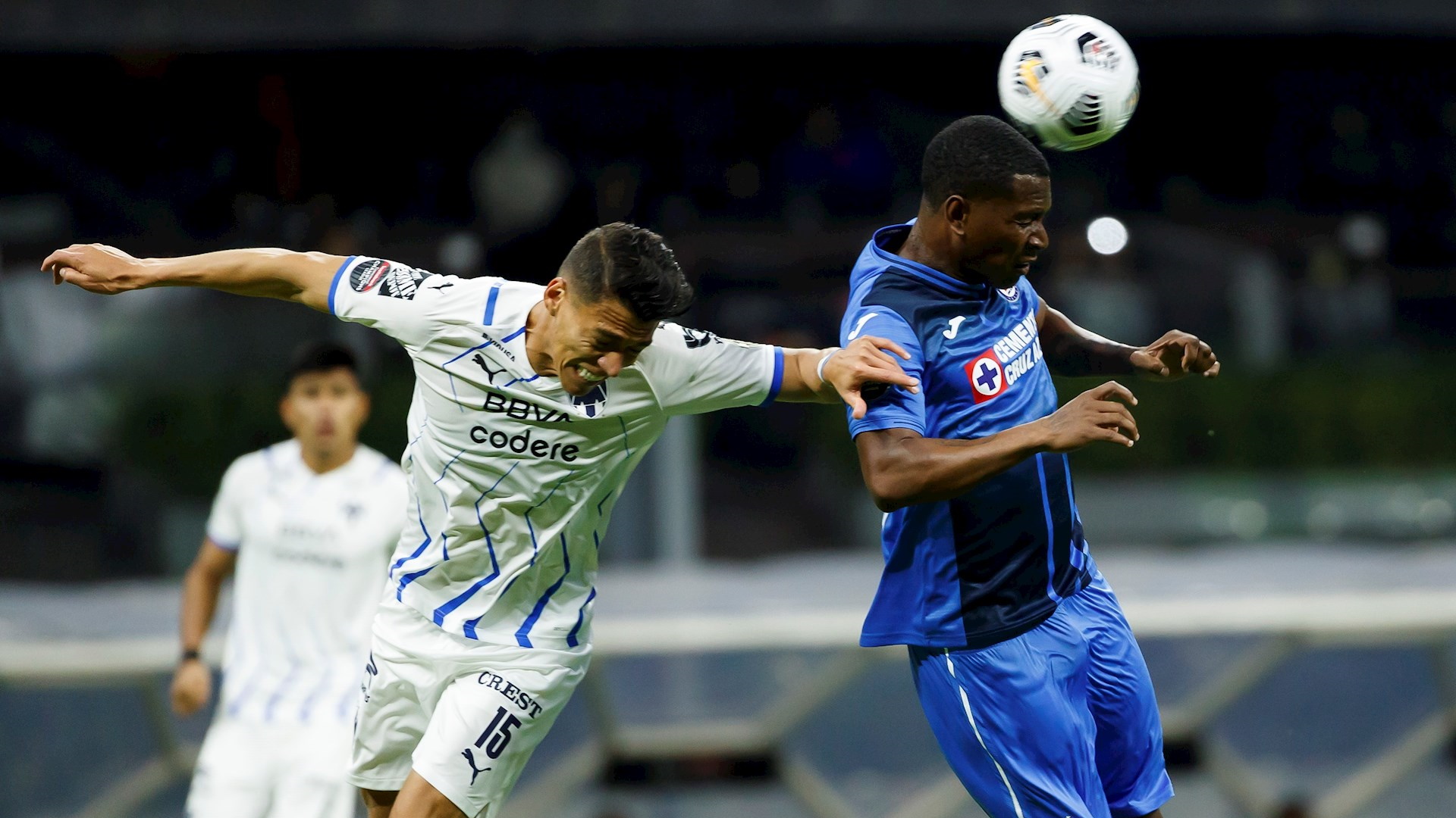 Monterrey golea a Cruz Azul y pasa a la final de Concachampions