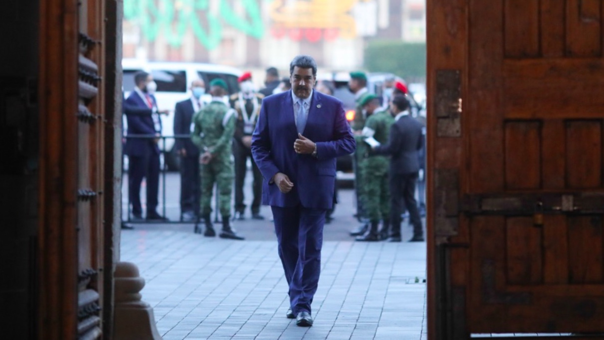 Maduro reta a diálogo sobre democracia y pide eliminar divisionismo en la Celac Maduro reta a diálogo sobre democracia y pide eliminar divisionismo en la Celac