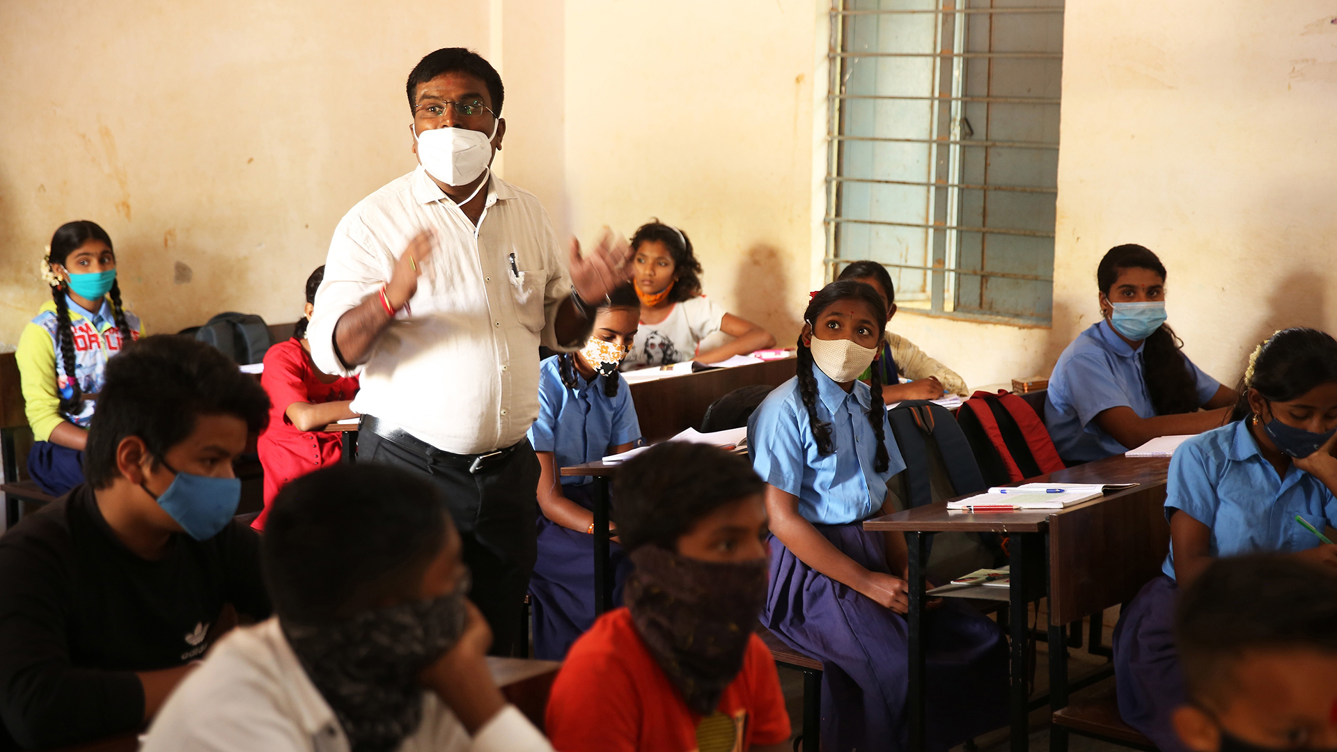 Unicef insta a priorizar el regreso de los niños a la escuela