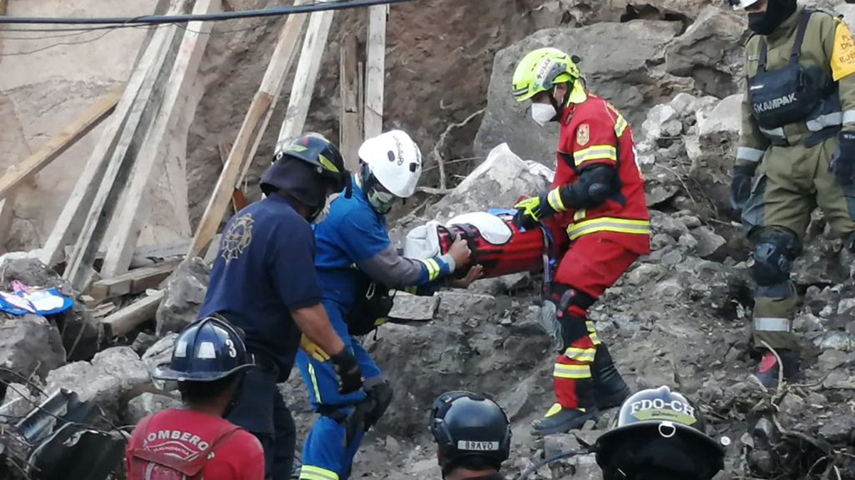 Continúa búsqueda de madre e hijo en Cerro del Chiquihuite