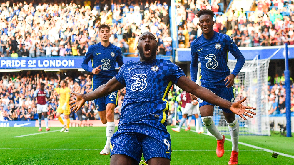 Lukaku se estrena con doblete en Stamford Bridge