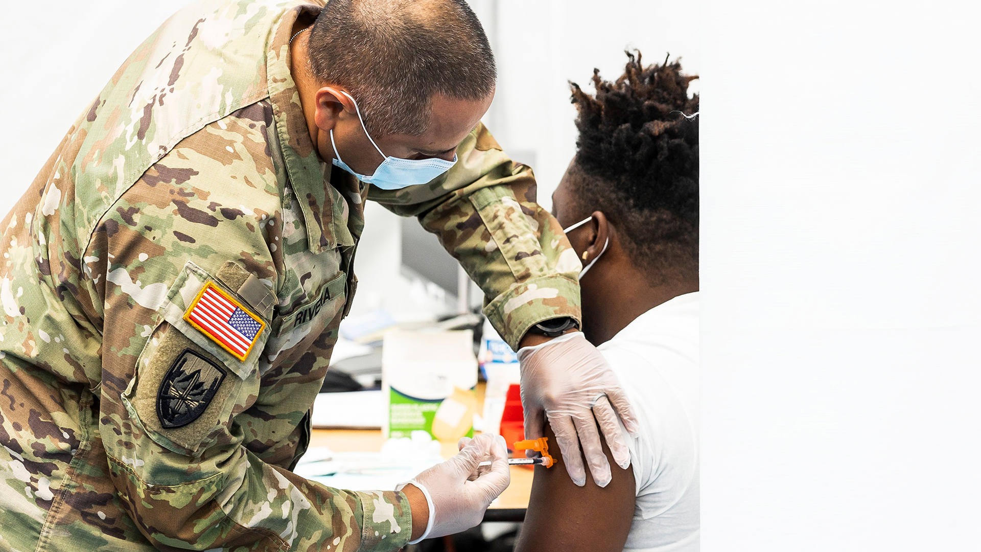 Guardia Nacional reemplazará en NY a trabajadores sanitarios que rechazan vacunarse