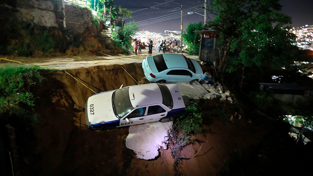 Un muerto y dos heridos tras sismo magnitud 7.1, confirma Protección Civil