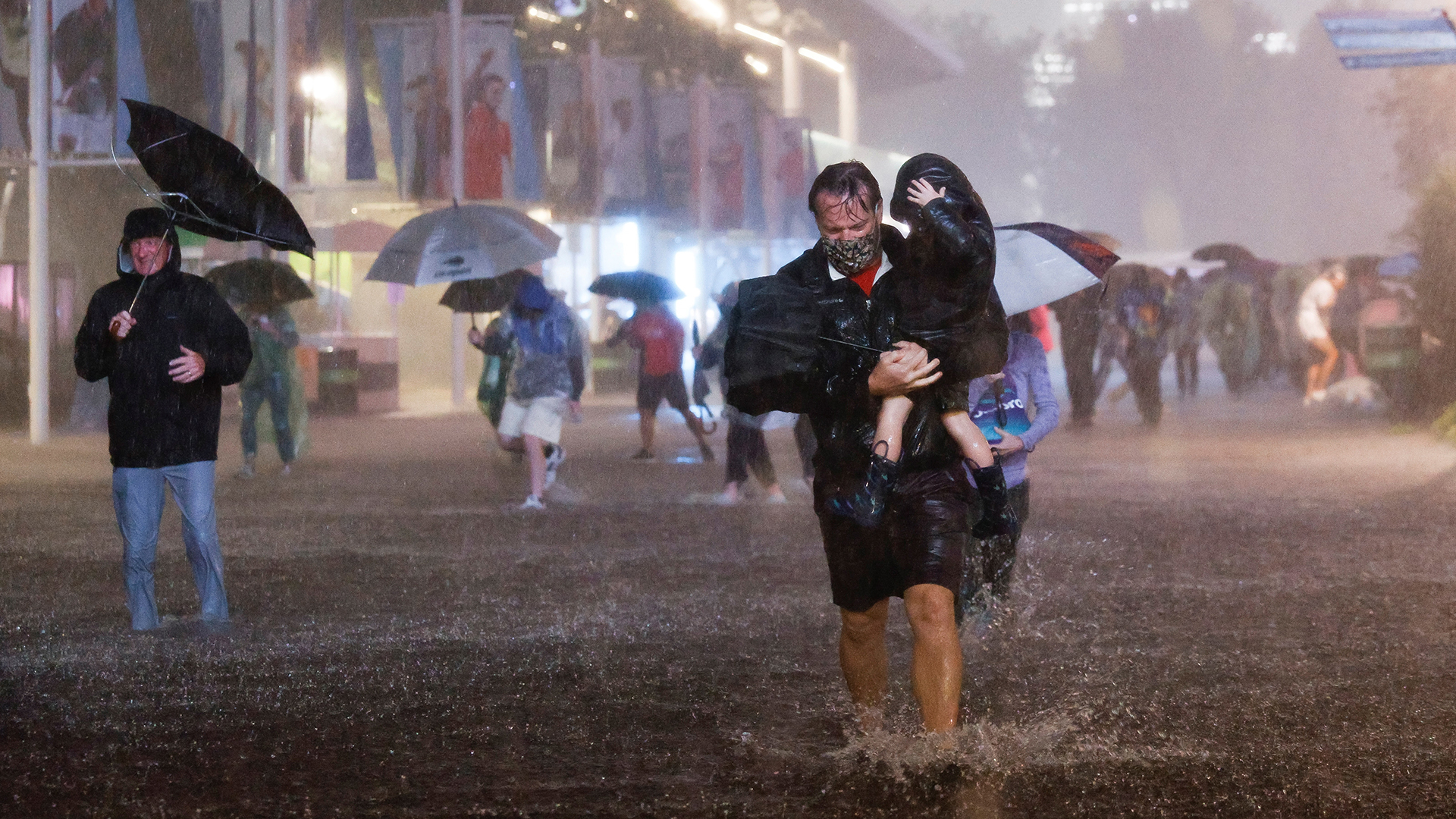 Papa Francisco lamenta muertes y daños por Ida en Estados Unidos - tormenta-en-nueva-york-tras-paso-del-huracan-ida