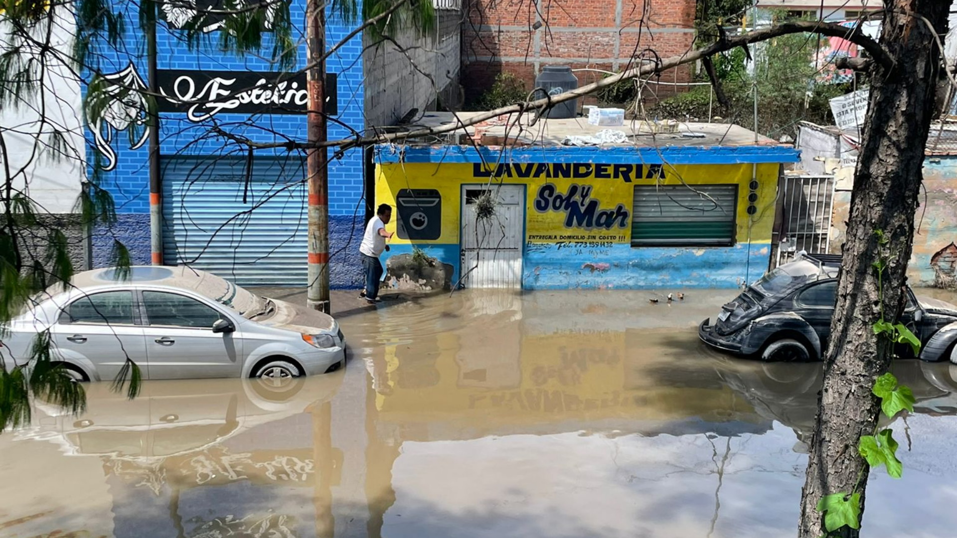 Piden a habitantes cercanos al río en Tula desalojar sus viviendas - tula-hidalgo-inundaciones-lluvias-tormentas-4