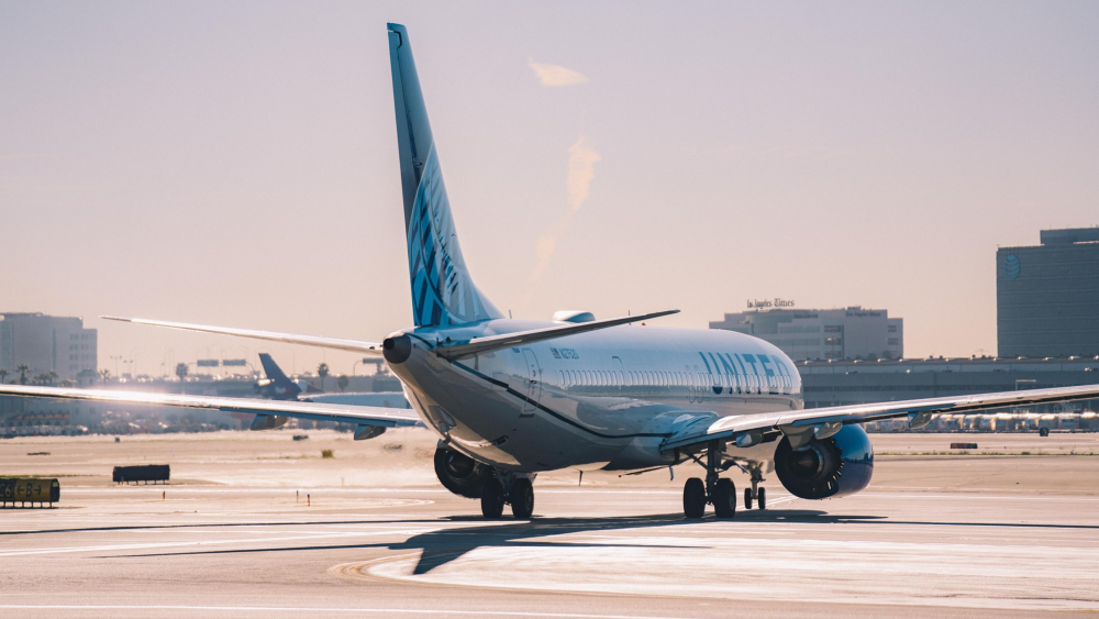 United Airlines despedirá a casi 600 trabajadores que decidieron no vacunarse United Airlines despedirá a casi 600 trabajadores que decidieron no vacunarse