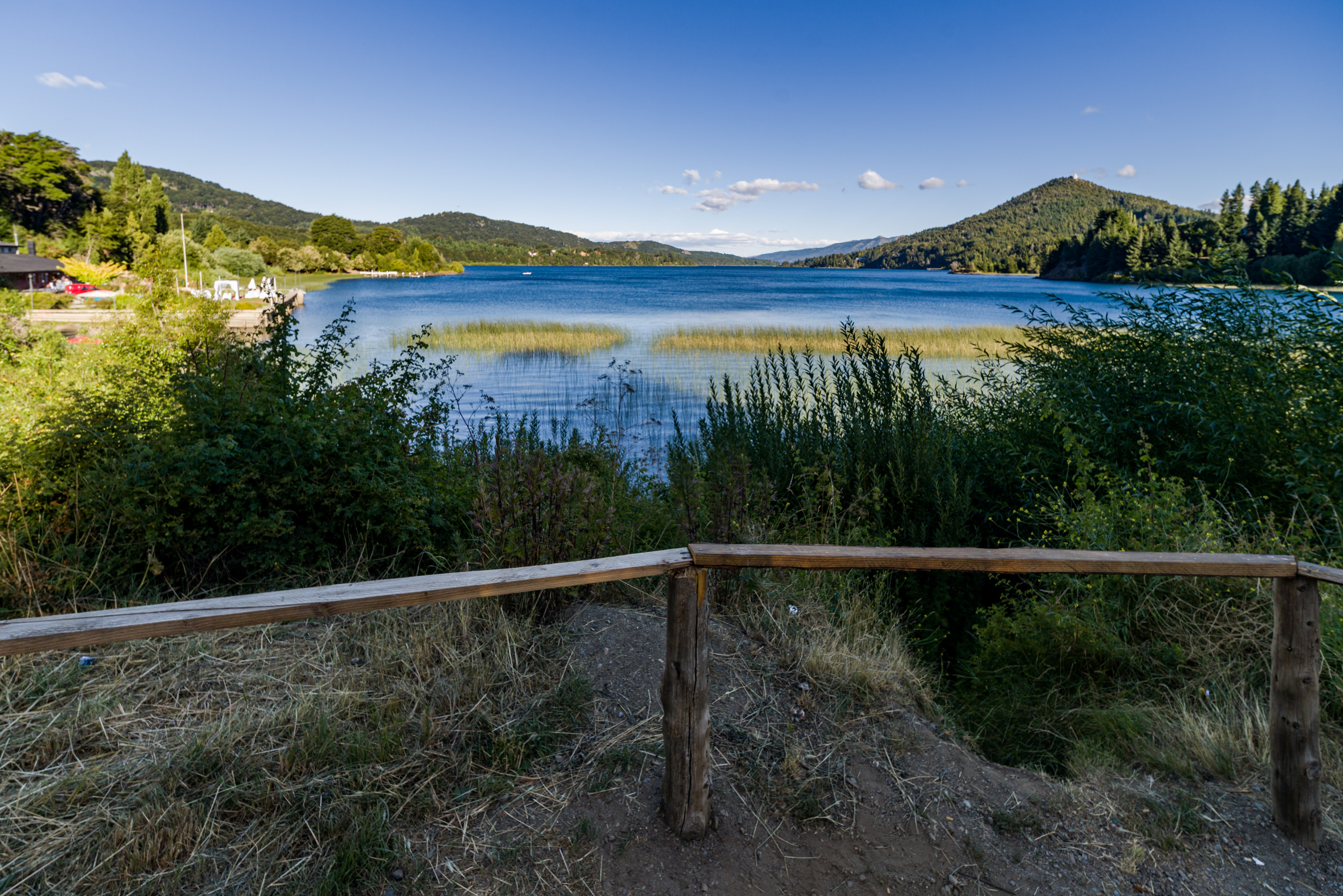 Google Arts & Culture presenta la colección: Argentina a la mesa - 9-vista-del-lago-nahuel-huapi-circuito-chico-san-carlos-de-bariloche-rio-negro