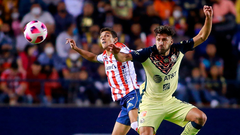 Con agónico gol de Roger Martínez, América se aferra al liderato