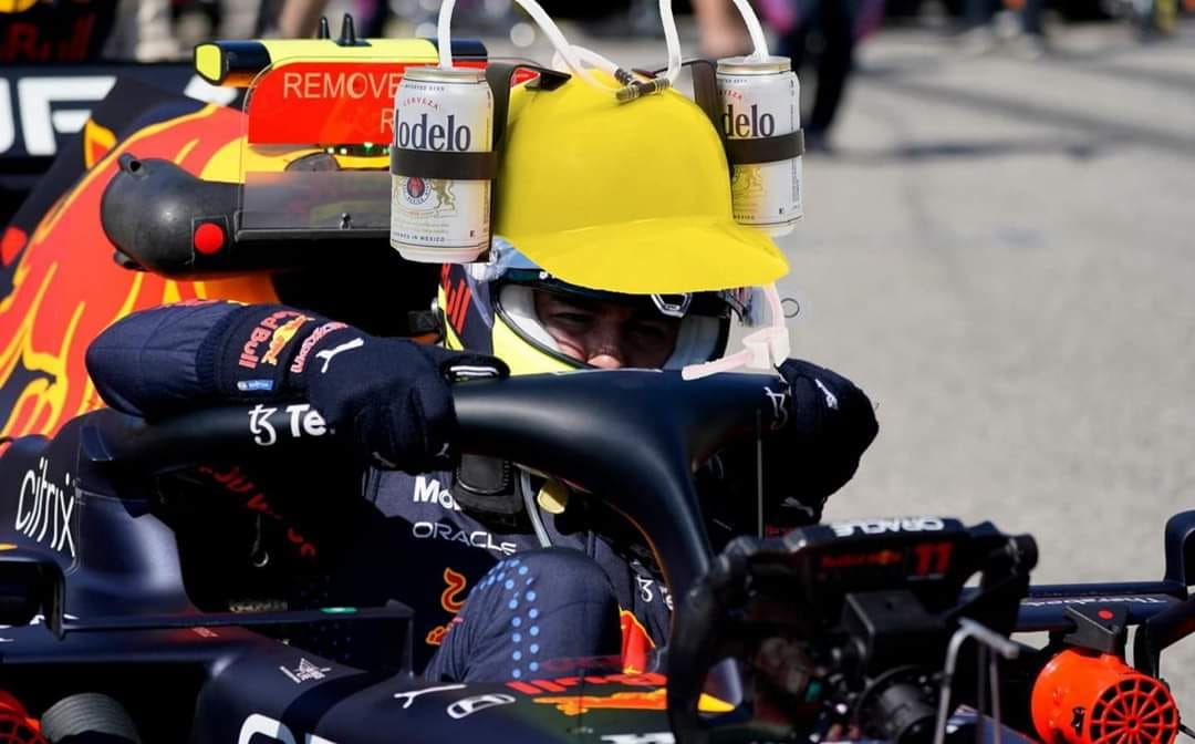 'Checo' Pérez no tomó agua en todo el Gran Premio de Estados Unidos - checco-perez-meme