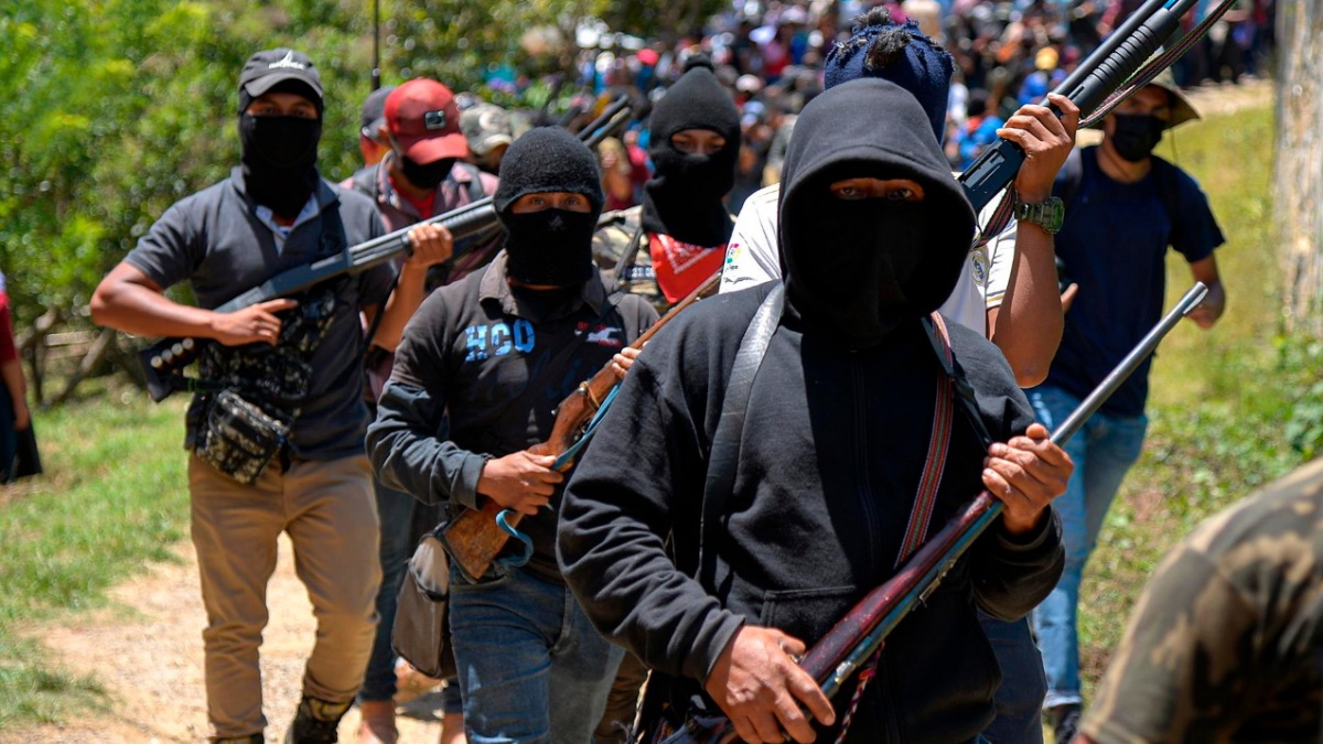 Grupos paramilitares impiden elecciones extraordinarias en Pantelhó Grupos paramilitares impiden elecciones extraordinarias en Pantelhó