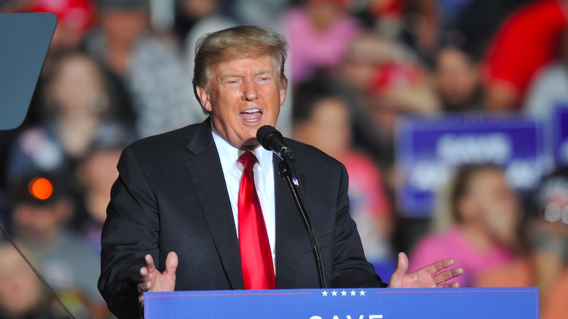 Trump pretende bloquear 770 documentos de investigación sobre toma del Capitolio