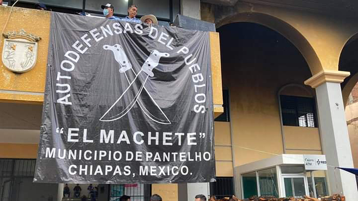 Cambio de gobierno en Pantelhó desata tensión entre alcalde electo y autodefensas Cambio de gobierno en Pantelhó desata tensión entre alcalde electo y autodefensas