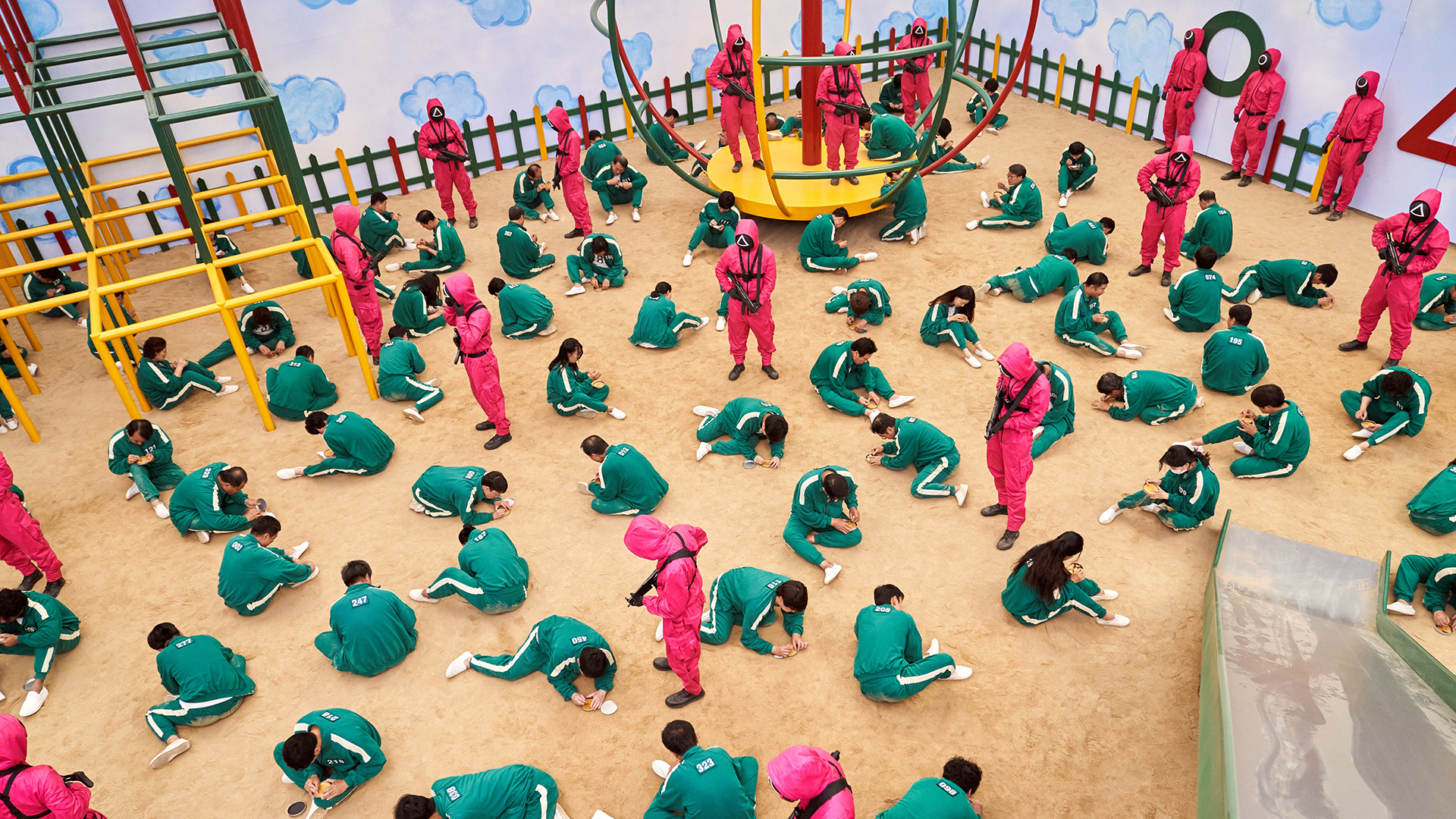 Aseguran en Norcorea que "El juego del calamar" retrata la realidad surcoreana - escena-del-capitulo-el-hombre-del-paraguas-de-el-juego-del-calamar