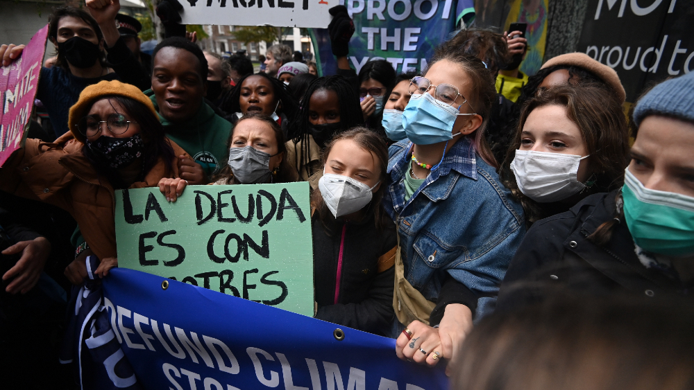 Greta Thunberg se manifiesta en Londres días antes de la COP26