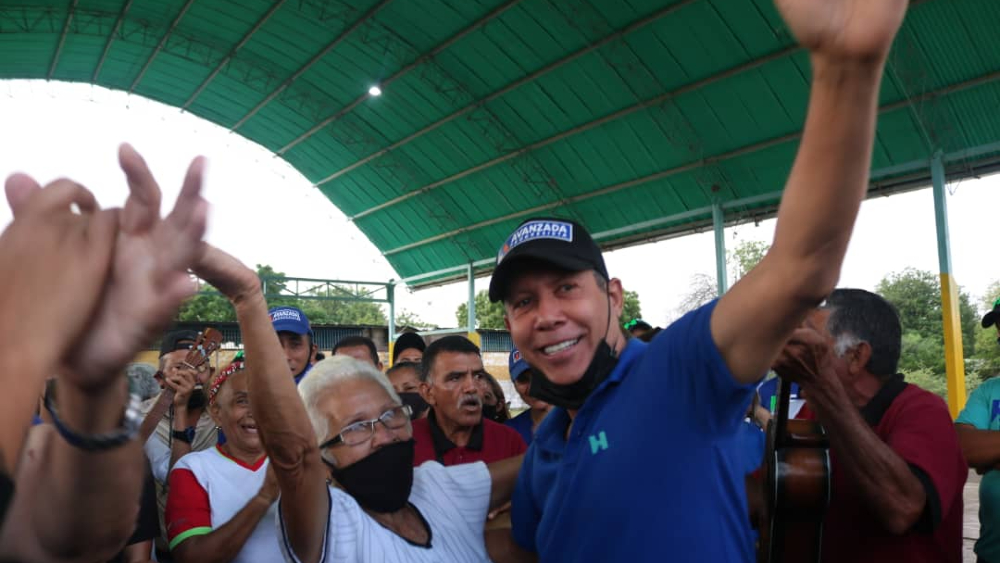 Opositor venezolano denuncia abuso chavista en espacios de campaña electoral Opositor venezolano denuncia abuso chavista en espacios de campaña electoral