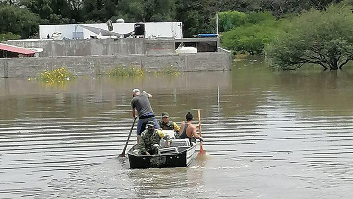Siguen inundados al menos 10 fraccionamientos en Tequisquiapan