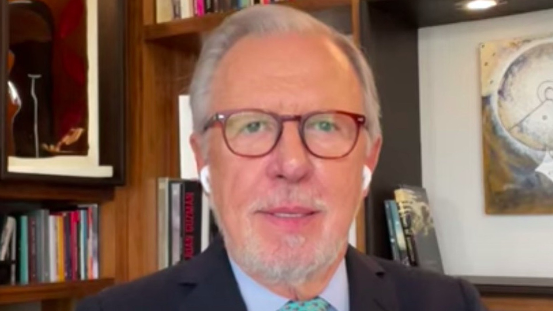 ¡Las noticias! Pese a ser el cuarto país en defunciones por COVID-19, AMLO respalda la gestión del doctor Gatell