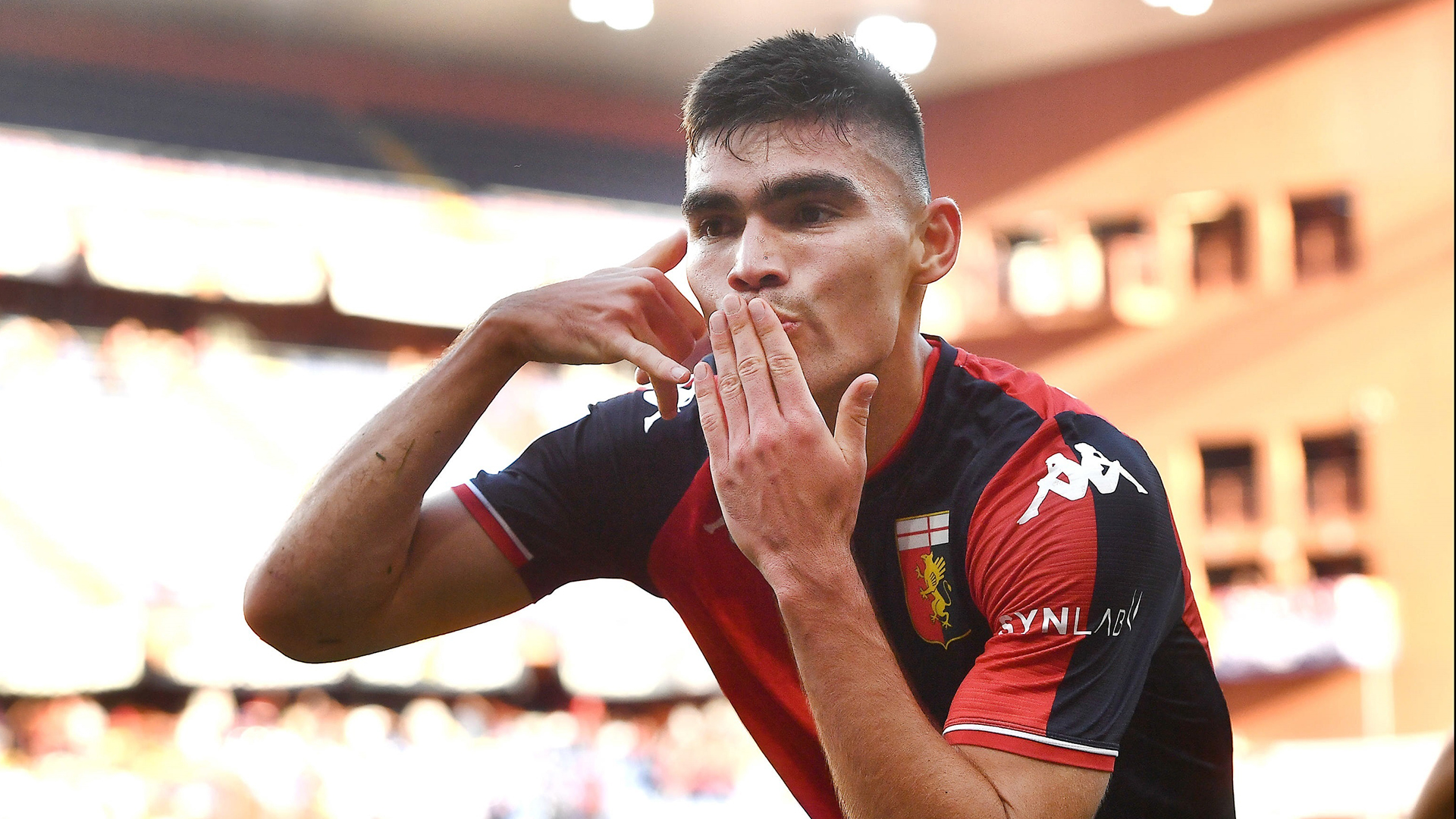 Johan Vásquez debuta en Serie A italiana con gol para el Genoa