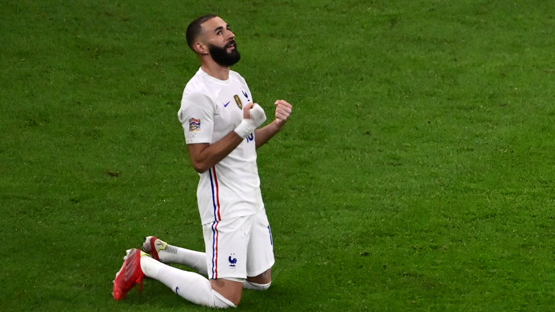 Benzema mantiene su ventaja como goleador sin jugar