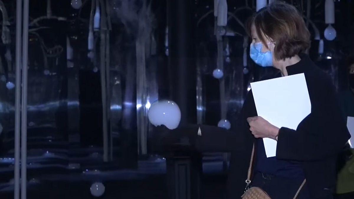 Burbujas multisensoriales inauguran un centro de arte inmersivo en Londres