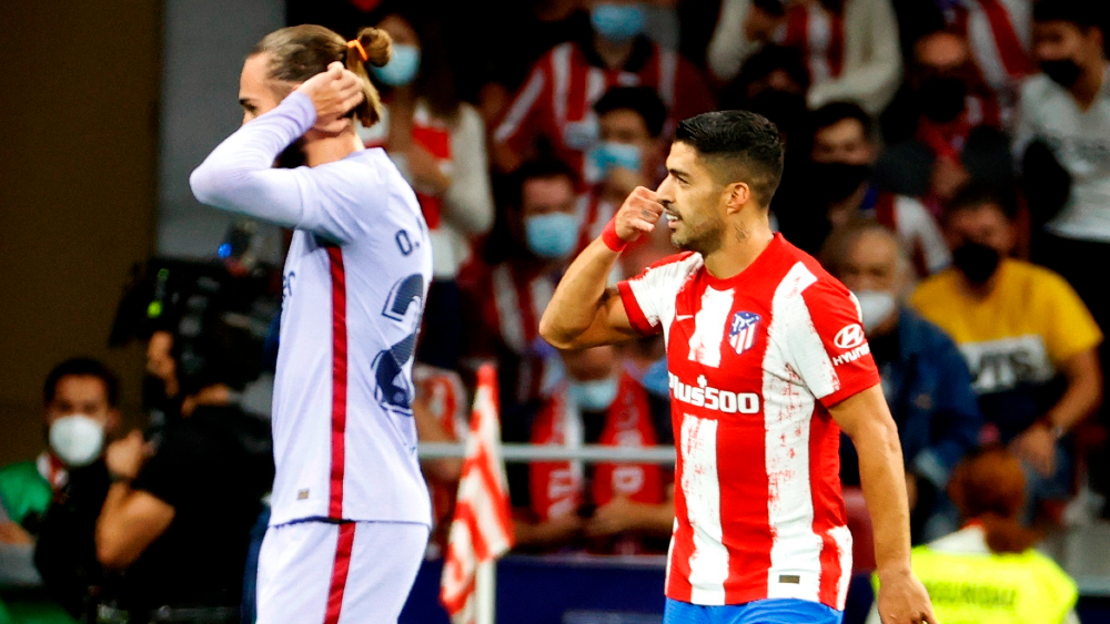 Atlético de Madrid gana al Barcelona y pone a Koeman en la cuerda floja