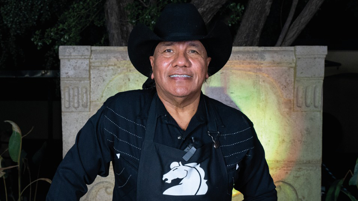 Lupe Esparza, vocalista de Bronco, da positivo a COVID-19