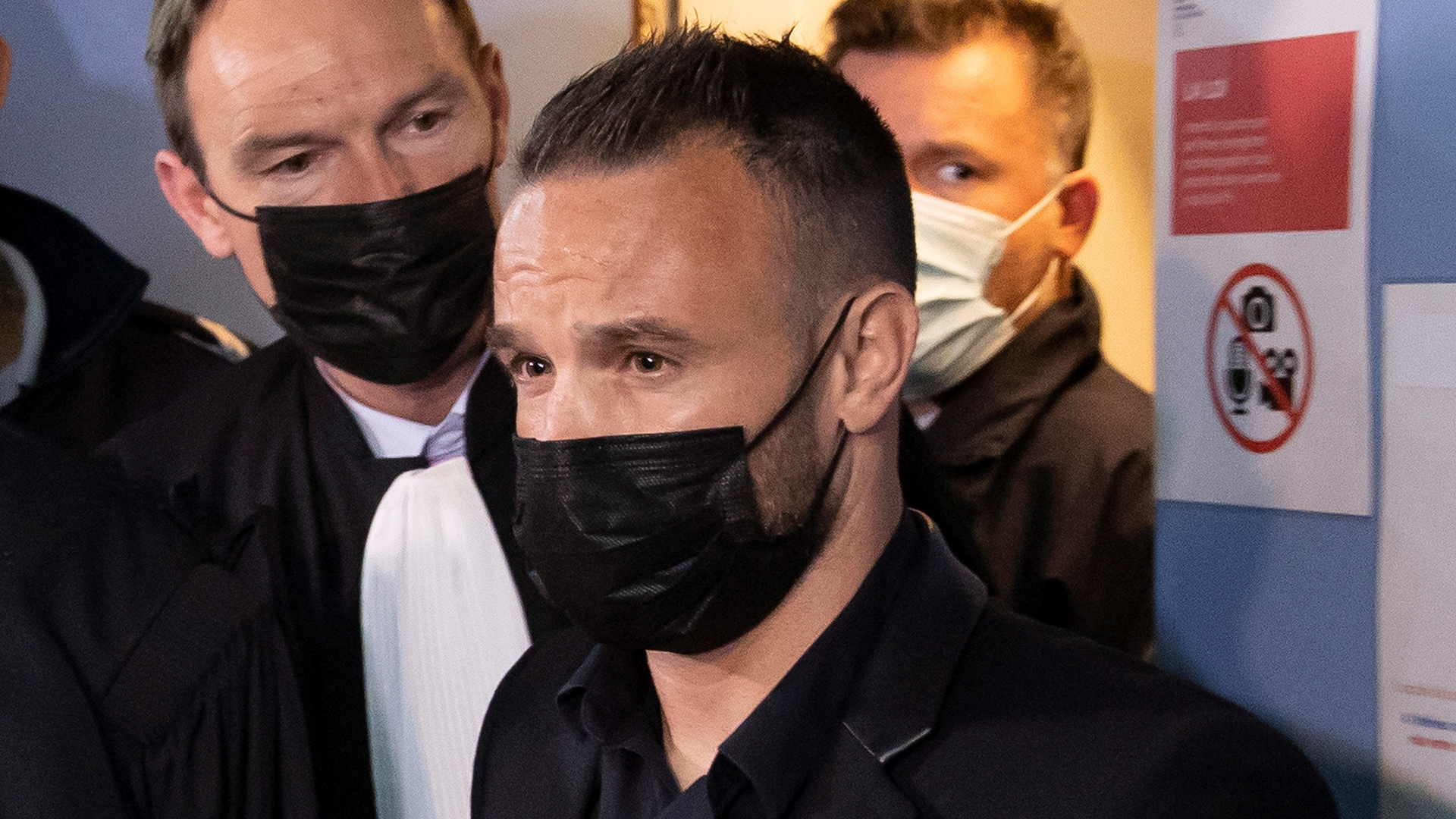 Piden 10 meses de cárcel para Benzema por complicidad en chantaje a Valbuena - mathieu-valbuena