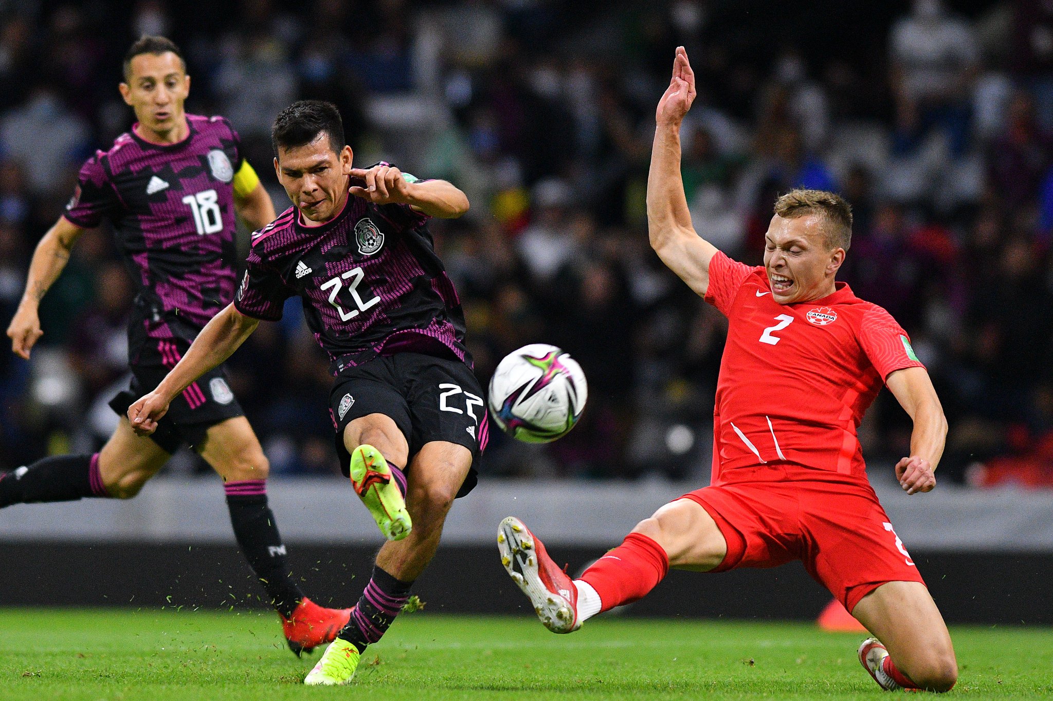 El gigante que juega solo - mexico-canada-3